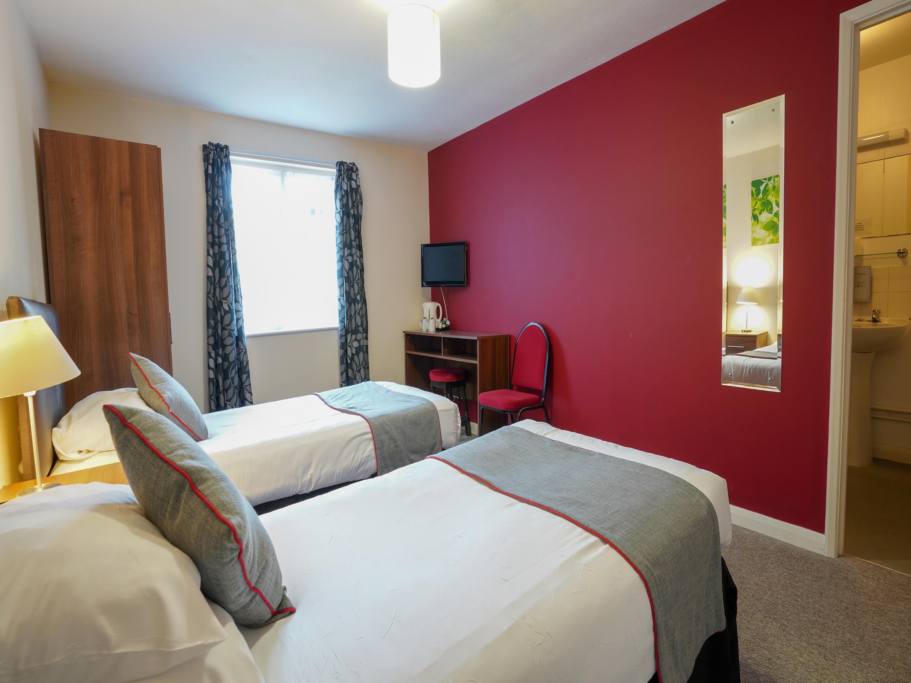 Oyo Shanklin Beach Hotel Εξωτερικό φωτογραφία