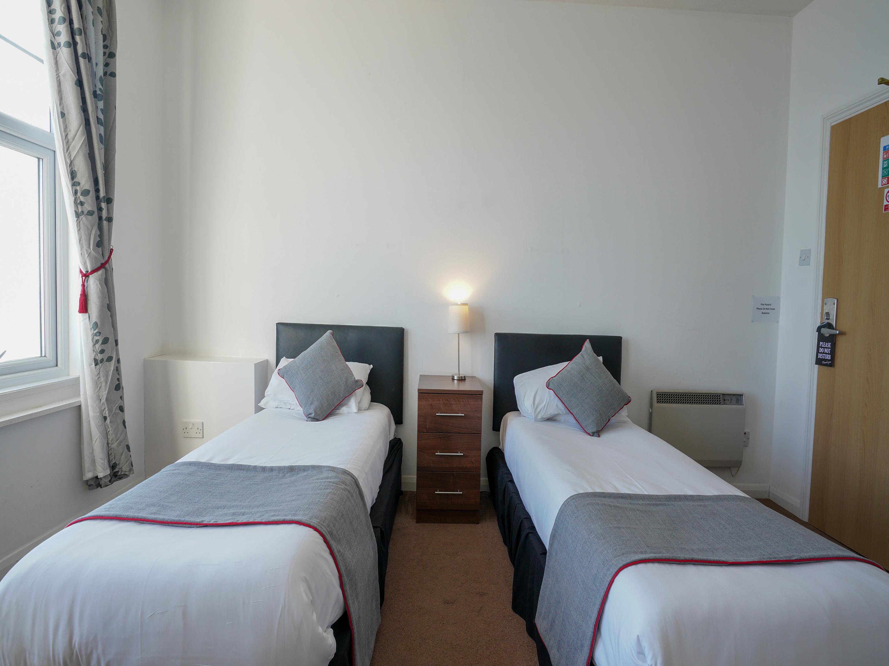 Oyo Shanklin Beach Hotel Εξωτερικό φωτογραφία