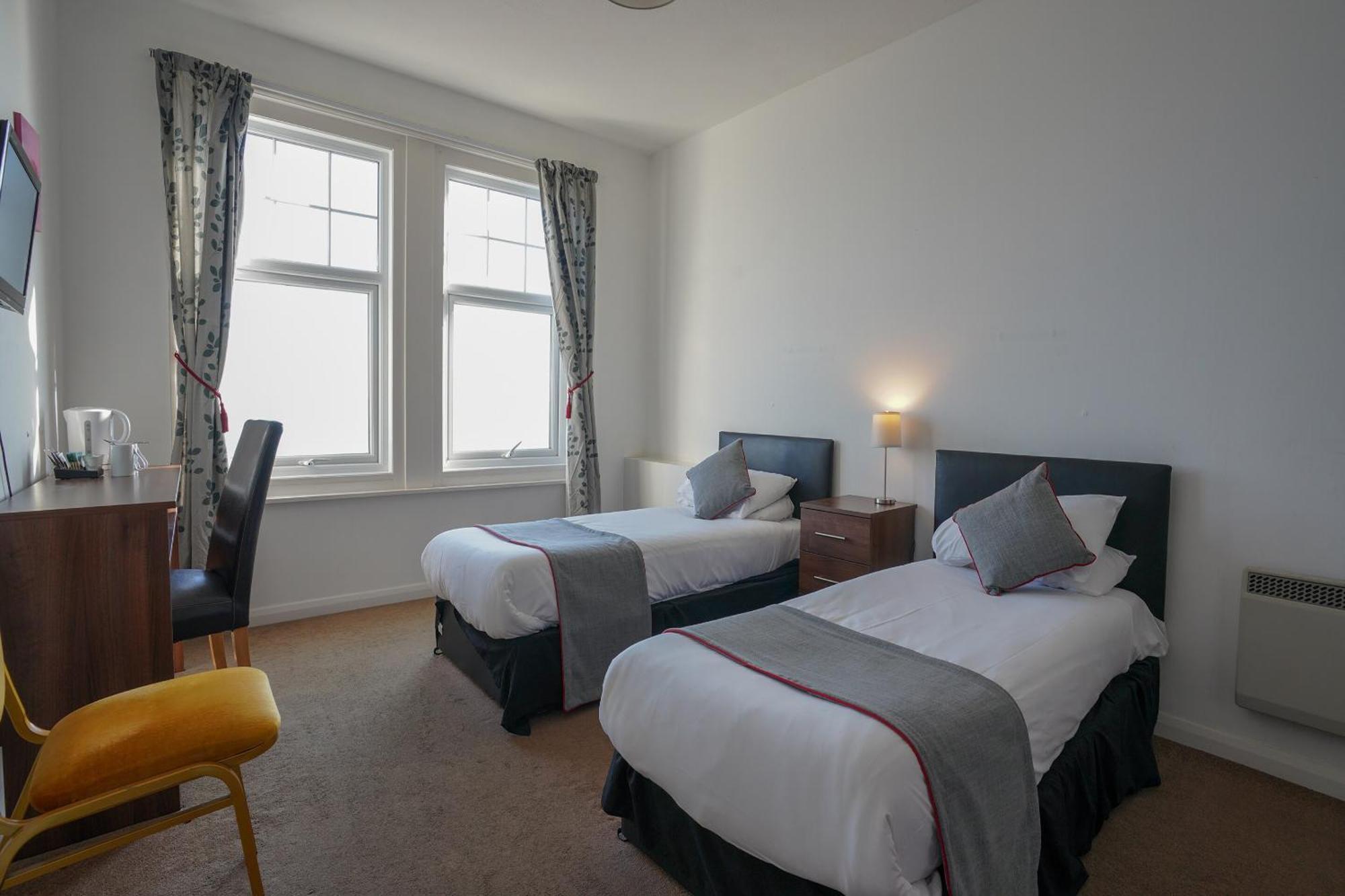 Oyo Shanklin Beach Hotel Εξωτερικό φωτογραφία